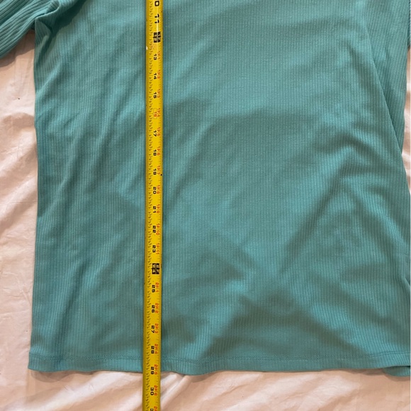 D & Co Denim + Company Sweater Size XL. NWOT - Picture 3 of 8